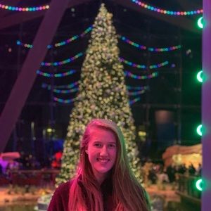 Meet your Posher, Christina